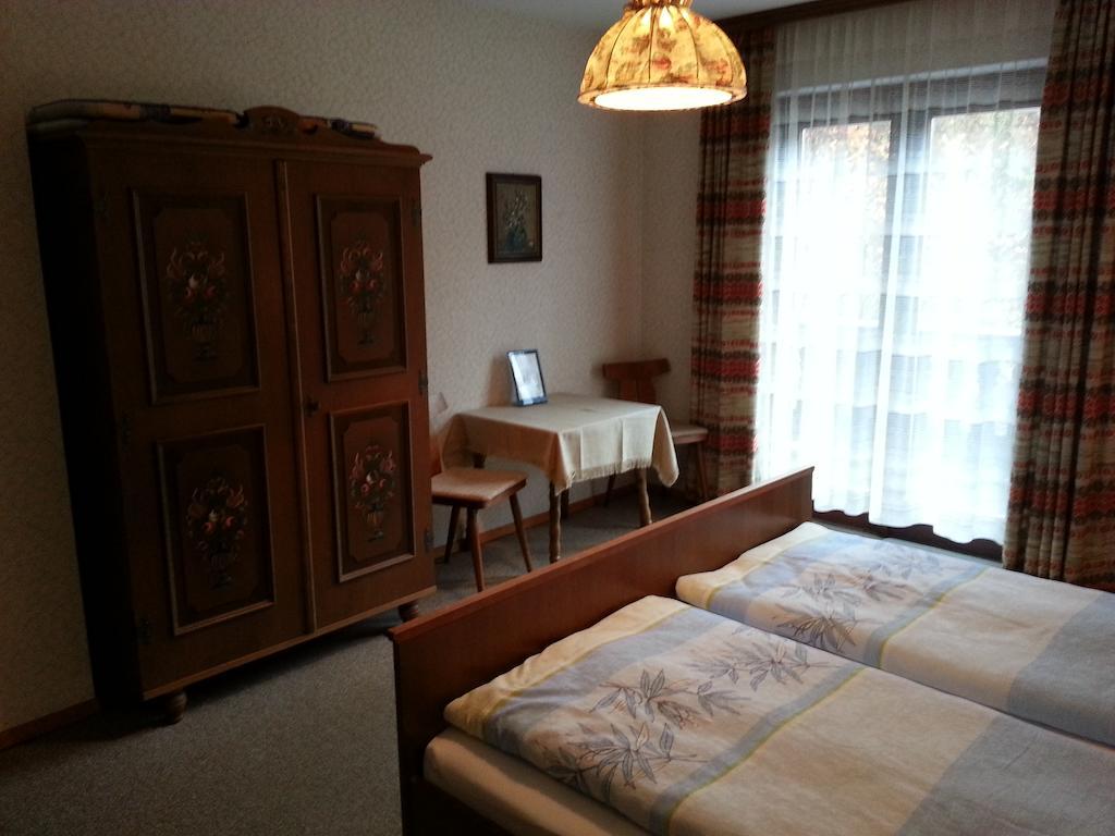 Haus Chorinskyklause Apartman Bad Goisern Szoba fotó