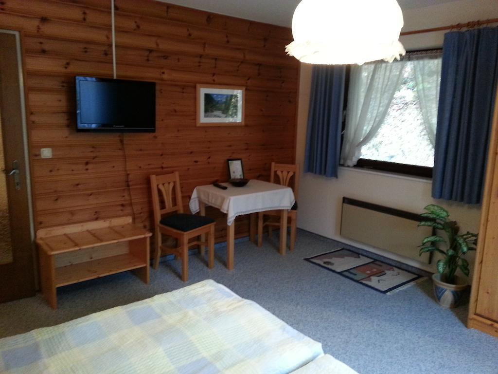 Haus Chorinskyklause Apartman Bad Goisern Szoba fotó
